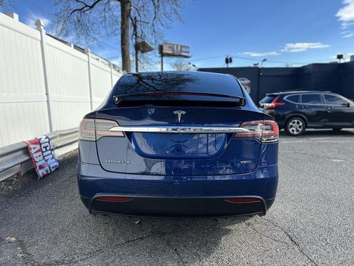 2017 Tesla Model X 75D