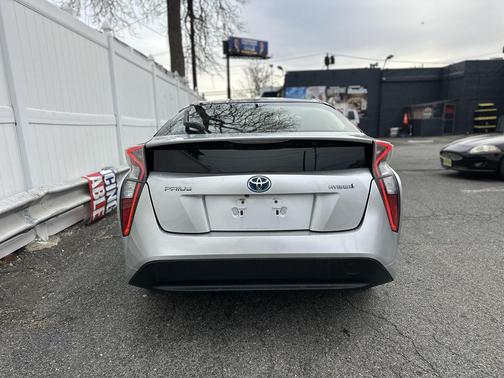 2017 Toyota Prius Two