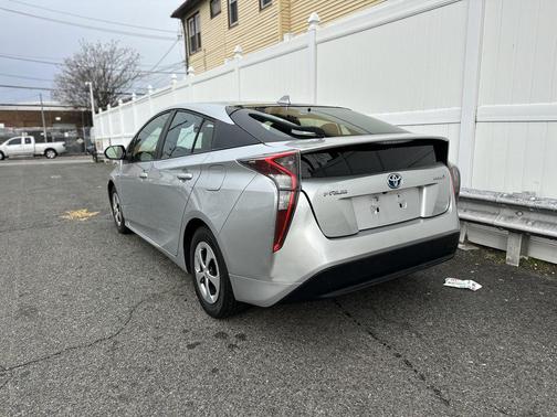 2017 Toyota Prius Two