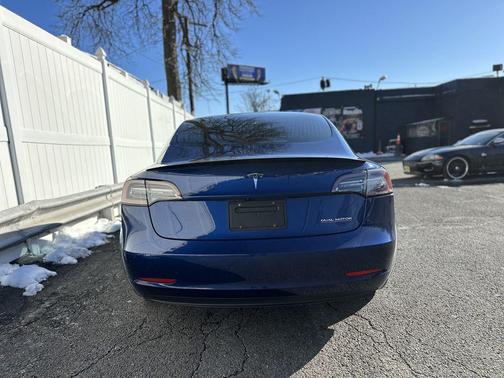 2019 Tesla Model 3 Performance