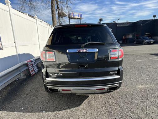 2014 GMC Acadia Denali