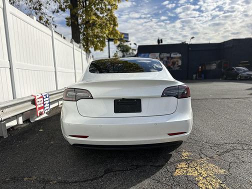 2020 Tesla Model 3 Performance