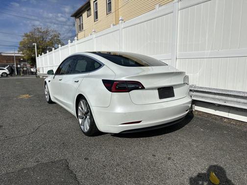 2020 Tesla Model 3 Performance