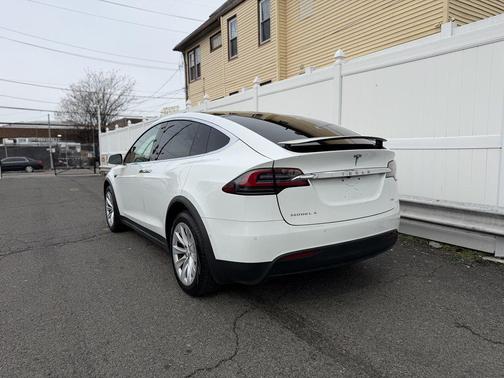 2016 Tesla Model X 75D
