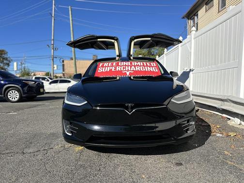 2016 Tesla Model X 75D FREE SUPERCHARGER