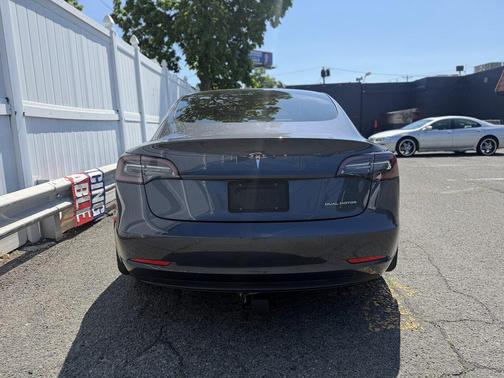 GREY 2022 Tesla Model 3 Long Range
