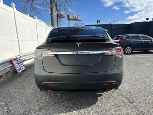 2017 Tesla Model X 75D