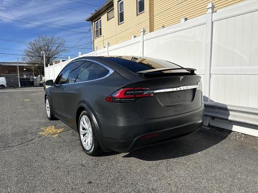 2017 Tesla Model X 75D