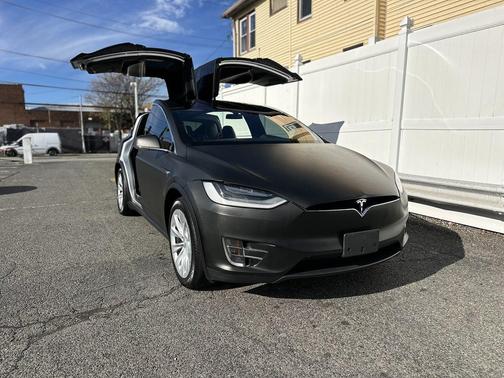 2017 Tesla Model X 75D