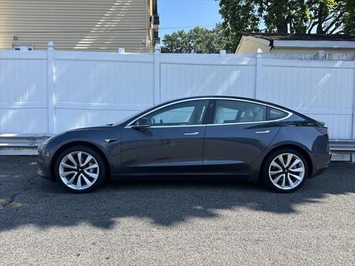 2019 Tesla Model 3 Mid Range