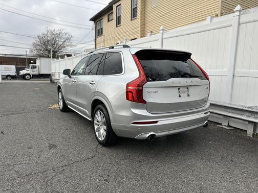 2018 Volvo XC90 T5