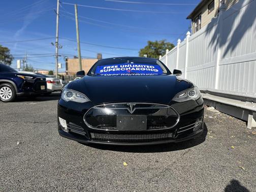 2014 Tesla Model S 85