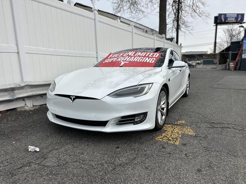 2016 Tesla Model S 75D