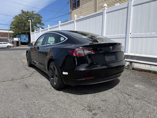 Solid Black 2019 Tesla Model 3 Standard Range Plus