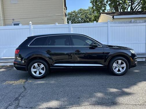 2017 Audi Q7 2.0T Premium