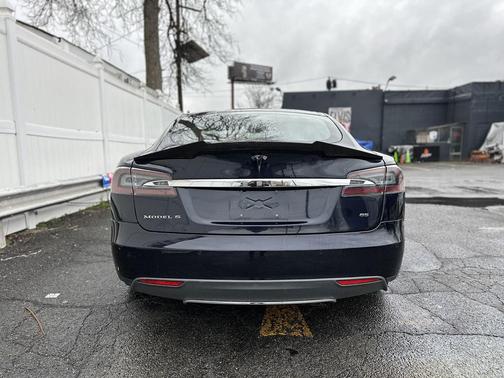 2014 Tesla Model S 85