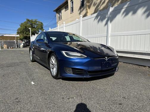2017 Tesla Model S 75D