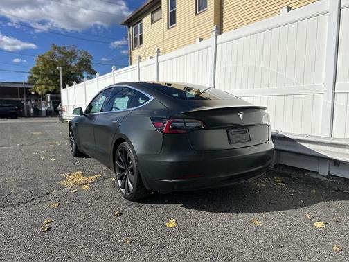 2020 Tesla Model 3 Performance