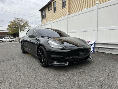 2018 Tesla Model 3 Performance