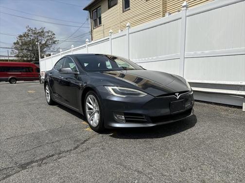 2016 Tesla Model S 75D
