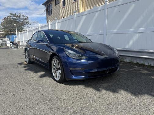 Deep Blue Metallic 2018 Tesla Model 3 Long Range