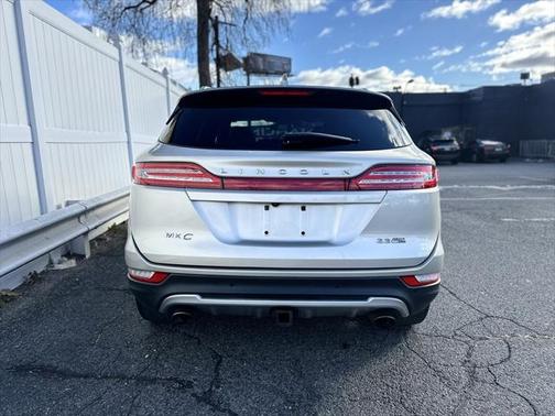 2015 Lincoln MKC Base