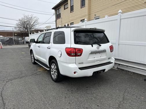 2010 Toyota Sequoia Limited