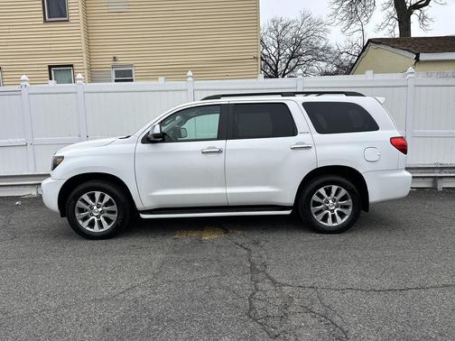 2010 Toyota Sequoia Limited