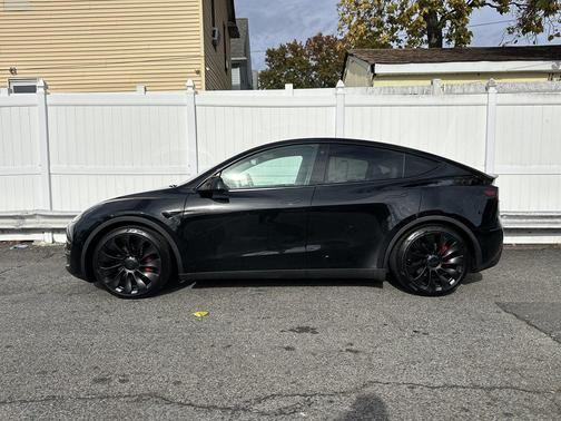 2021 Tesla Model Y Performance Dual Motor All-Wheel Drive