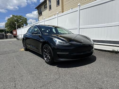2019 Tesla Model 3 Mid Range