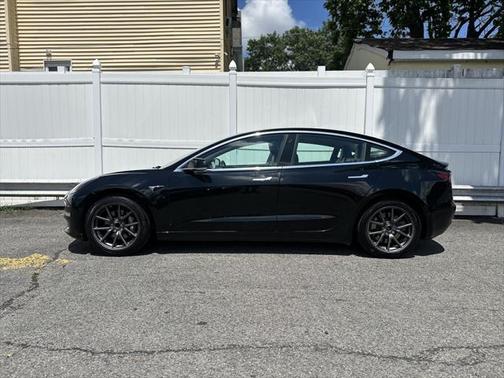 2019 Tesla Model 3 Mid Range