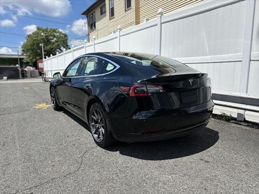 2019 Tesla Model 3 Mid Range