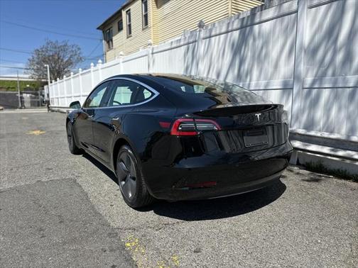 2019 Tesla Model 3 Standard Range