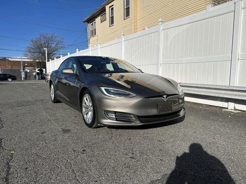 2016 Tesla Model S 75D