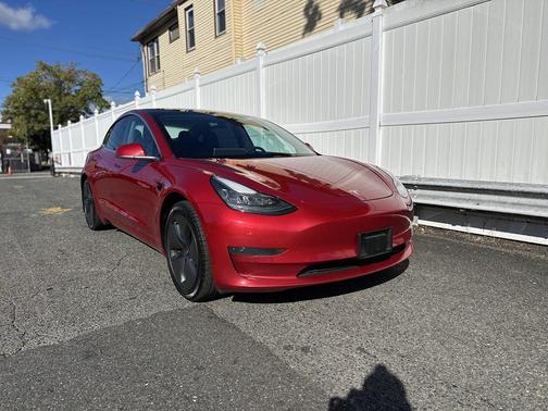 2020 Tesla Model 3 Standard Range Plus