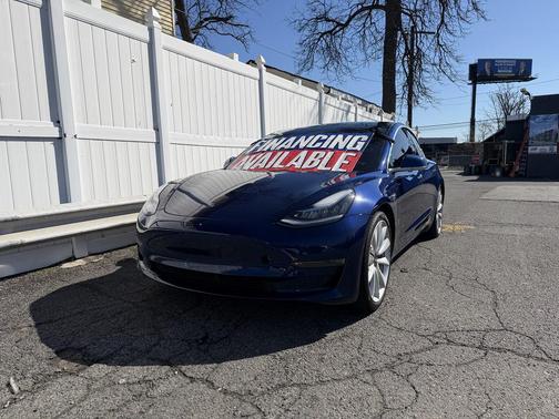 Deep Blue Metallic 2019 Tesla Model 3 Performance