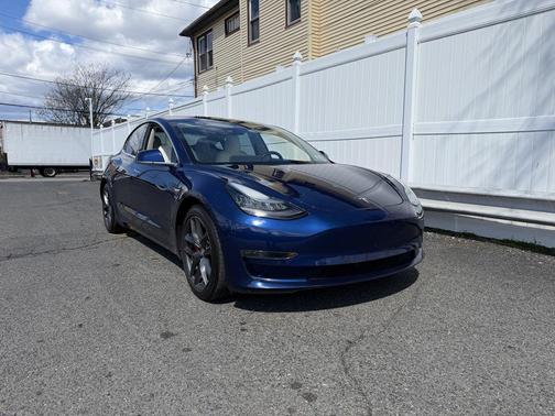 Deep Blue Metallic 2018 Tesla Model 3 Performance