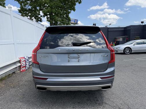 Bright Silver Metallic 2016 Volvo XC90 T6 Inscription