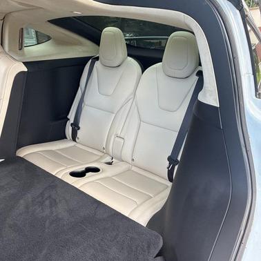 Pearl White Multi-Coat 2018 Tesla Model X