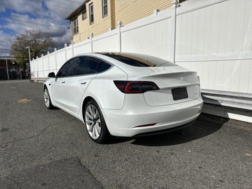 2020 Tesla Model 3 Performance