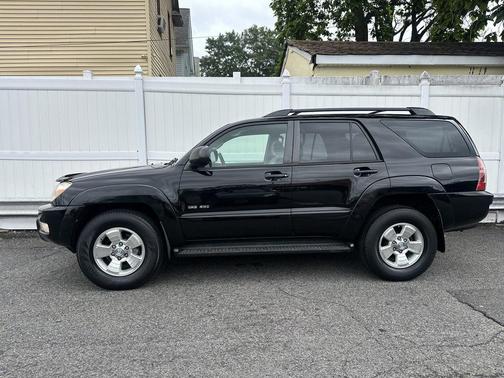 2004 Toyota 4Runner SR5