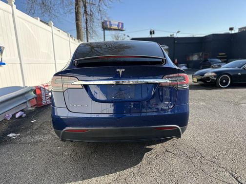 2017 Tesla Model X 75D