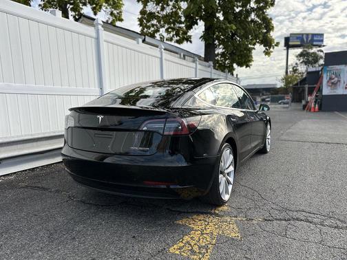 2018 Tesla Model 3 Performance