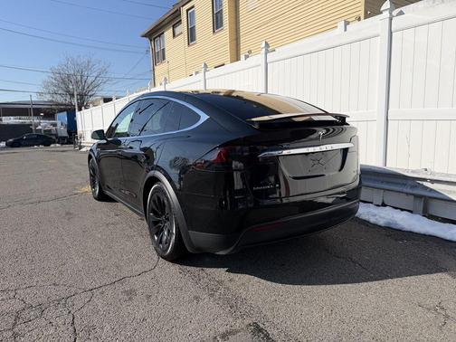 2016 Tesla Model X 90D