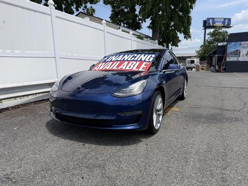 Deep Blue Metallic 2018 Tesla Model 3 Long Range