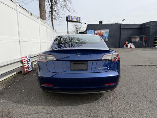 2020 Tesla Model 3 Performance