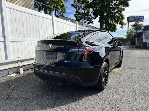 2020 Tesla Model Y Long Range Dual Motor All-Wheel Drive