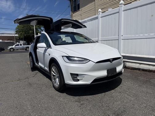 Pearl White Multi-Coat 2021 Tesla Model X Long Range Plus Dual Motor All-Wheel Drive
