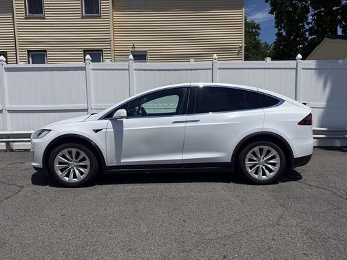 Pearl White Multi-Coat 2021 Tesla Model X Long Range Plus Dual Motor All-Wheel Drive