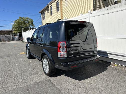2011 Land Rover LR4 Base